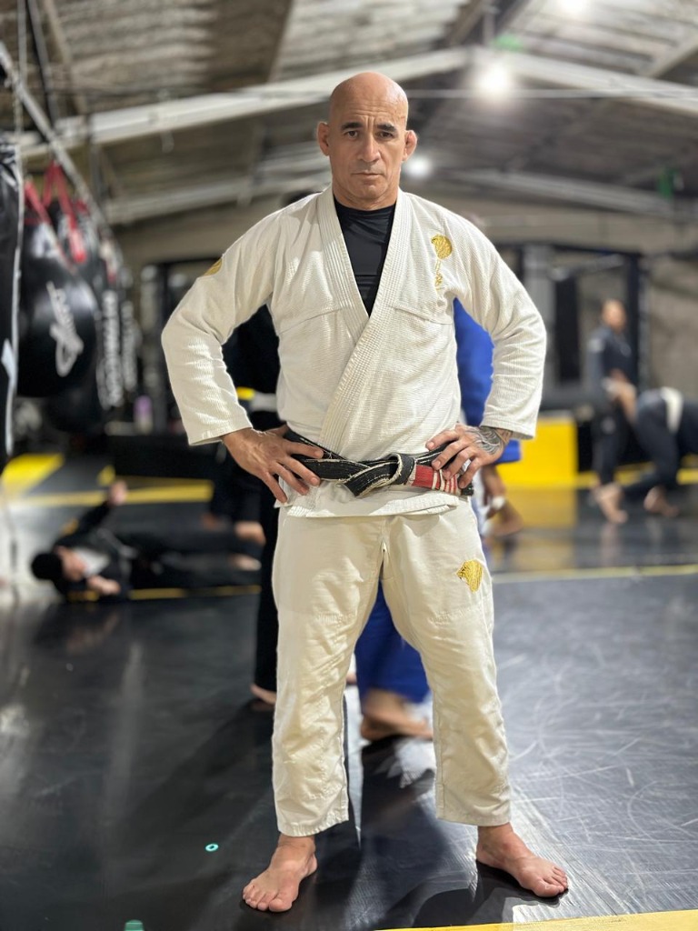 Mestre Revira Black Team